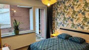 2 chambres, fer et planche à repasser, accès Internet, draps fournis