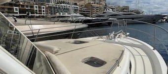 Beautiful Classic Yacht in the Heart of Monaco