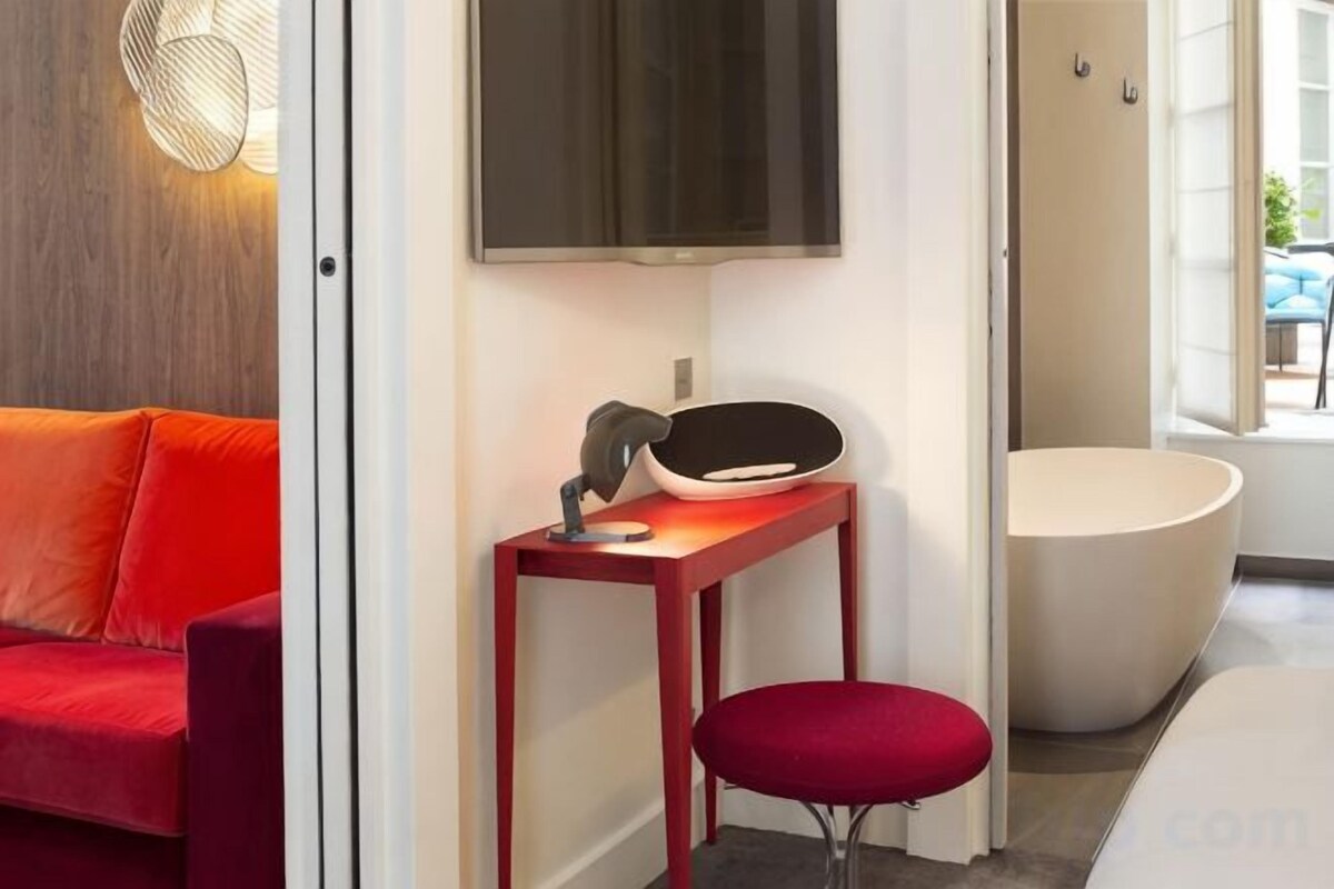 King Suite