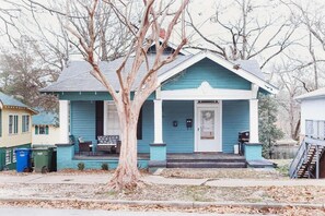 Fachada de la propiedad