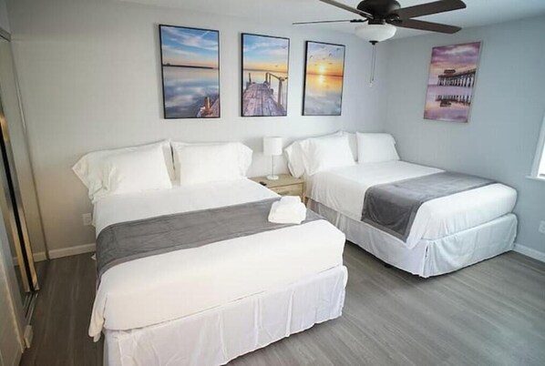 Fer et planche à repasser, Wi-Fi, literie fournie