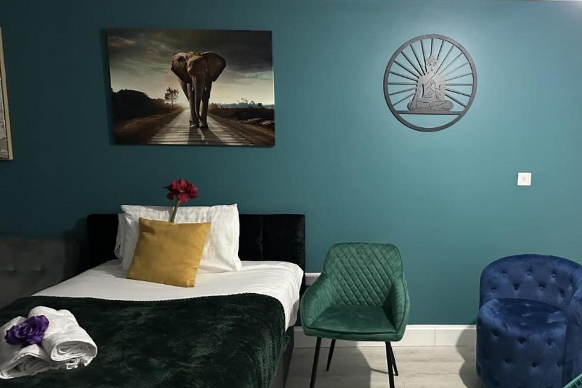 House | 4 bedrooms, free WiFi, bed sheets