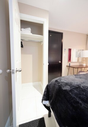 Apartamento, 4 habitaciones, balcón | 4 dormitorios