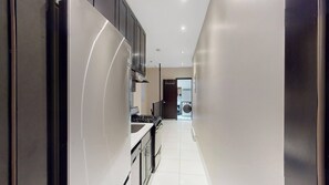 Apartment, 4 Bedrooms, Balcony | Interior