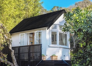 Cottage tiện nghi đơn giản, quang cảnh biển | 3 phòng ngủ, truy cập Internet không dây miễn phí