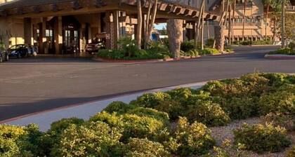 TAHITI VILLAGE HUGE 2 BEDROOM CONDO RESORT. SLEEPS 8