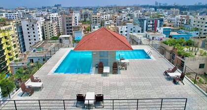 250 sq.ft Studio Apartment with Pool 3