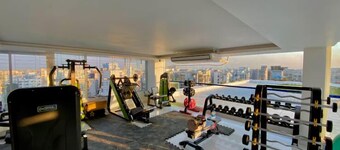 250 sq.ft Studio Apartment with Pool 3