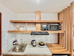 Fridge, microwave, stovetop, electric kettle