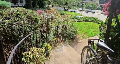 WEST END WHISPER 3 minute walk or drive to Everything. Prime location.