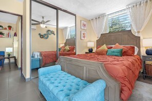 2 bedrooms, iron/ironing board, WiFi, bed sheets - The Jewel of Levittown: Charming 2-bedroom apartment with WiFi, AC in Toa Baja (Toa Baja)