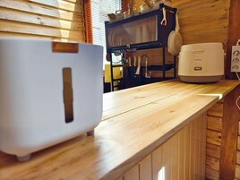 Family Cabin, Balcony, Mountain View | Private kitchen | Fridge, stovetop, dishwasher, cookware/dishes/utensils