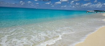 New Luxury Oceanfront Home â Port Royale, South Bimini. Starlink WiFi, A/C, Dock