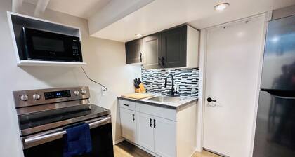 Your Clean Clubhouse in St Boniface. Perfect for Students/Short term home away!