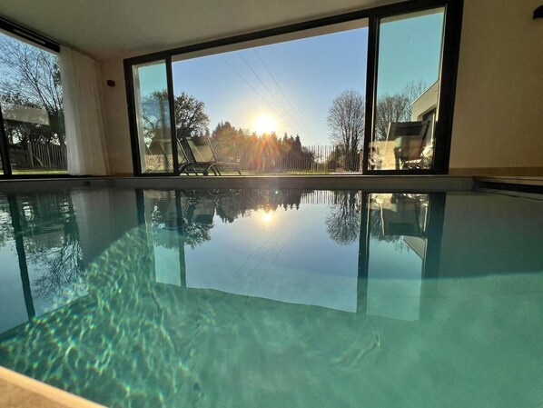 Innenpool, beheizter Pool