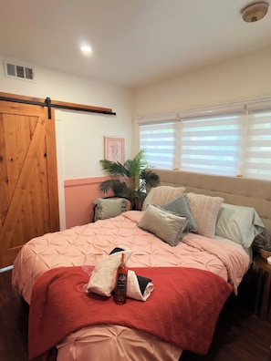 1 Schlafzimmer, Schreibtisch, Bügeleisen/Bügelbrett, kostenloses WLAN