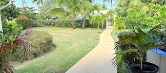 Charming 3-bedroom villa with Pool, WiFi, AC in Long Bay near Sam Lords Castle.