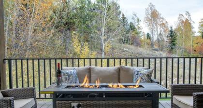 INTRODUCTORY RATES NEW LISTING The Aspens at Redtail Retreat