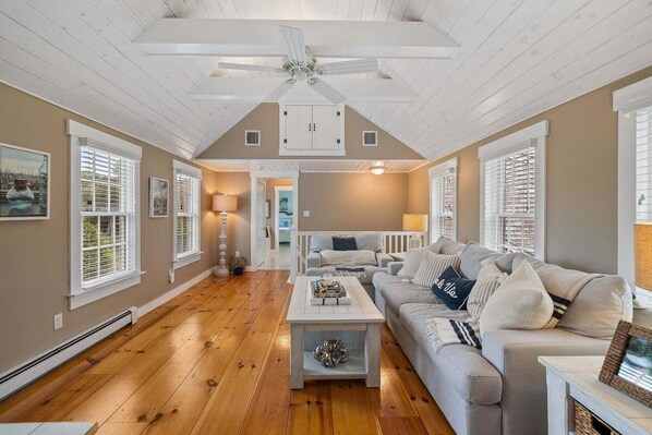 Televisión y estéreo 