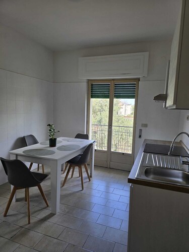 3-bedroom apartment in superb Calalunga-pietragrande with WiFi, AC