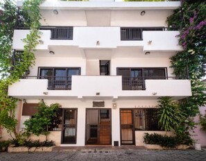 Exterior detail - Casa La Maria Colonial Zone OneBedRoom (Santo Domingo)