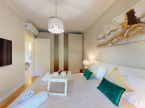 Free WiFi, bed sheets - Giardino dell'Anima by Bookinggardalake (Sirmione)