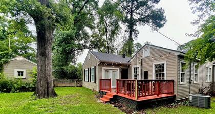 Historic S. Highlands Charming Cottage by Betty Virginia Park!