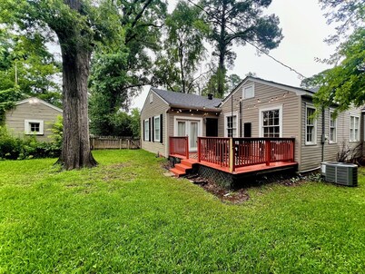 Historic S. Highlands Charming Cottage by Betty Virginia Park!