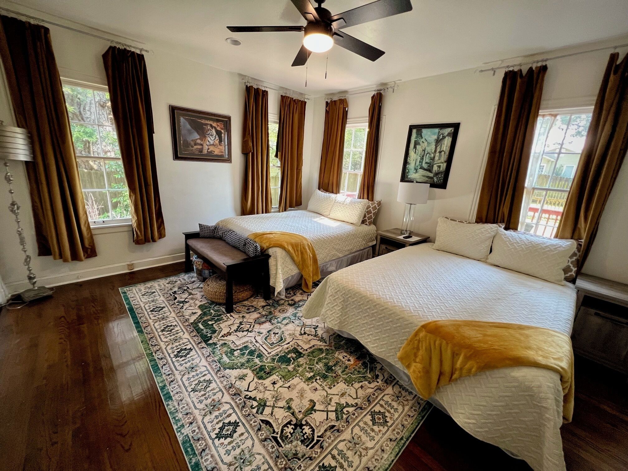 3 bedrooms, iron/ironing board, free WiFi, bed sheets