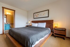 2 室のベッドルーム、旅行用ベビーベッド、WiFi (無料)、ベッドシーツ