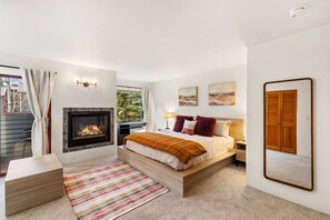 2 bedrooms, iron/ironing board, Internet, bed sheets