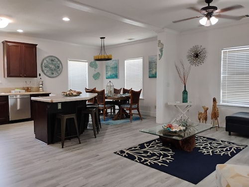 Charming 3-bedroom house in 
Big Pine Key near Beach and Key West