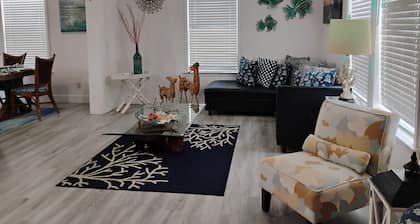 Charming 3-bedroom house in
Big Pine Key near Beach and Key West