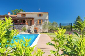 Pool - Villa Dorina (Kvarner - Dobrinj) (Dobrinj)