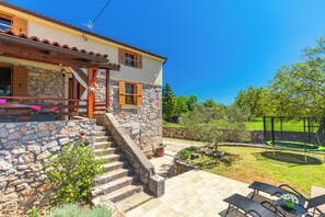 Outdoor dining - Villa Dorina (Kvarner - Dobrinj) (Dobrinj)