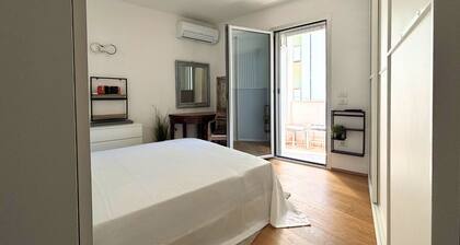 CN013 – Cesenatico, Elegant and Fully Equipped One-Bedroom Apartment
