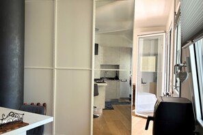 Interior - CN013 – Cesenatico, Elegant and Fully Equipped One-Bedroom Apartment (Cesenatico)