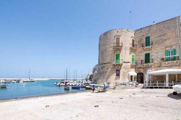 Miscellaneous - Elisa - Inside a 500 years old tower (Giovinazzo)