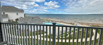 05 The Straits of Mackinaw Rustic Charm