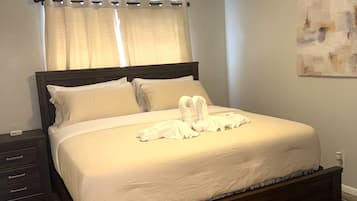 2 bedrooms, iron/ironing board, WiFi, bed sheets