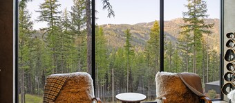 Luxury Ski in Ski out Home at Whitefish Mountain Resort - Private Hot Tub & Gym
