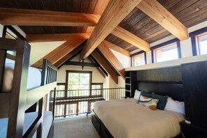 2 bedrooms, iron/ironing board, free WiFi, bed sheets - New! Slopeside Treehouse with hot tub - Ski-in-Ski-out just 30` from Slopes (Whitefish)