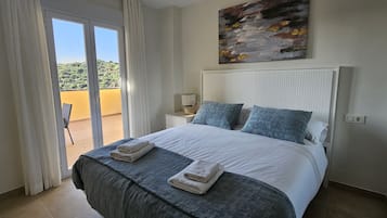 2 chambres, fer et planche Ă repasser, Wi-Fi, draps fournis