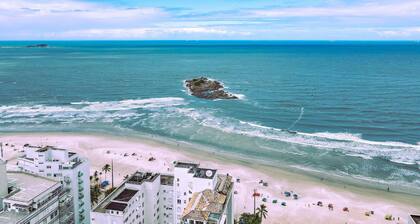 Apto na Praia - Ar condicionado e Churrasqueira