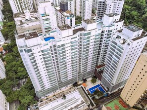 Apartment | Exterior - Apto na Praia - Ar condicionado e Churrasqueira (Guaruja)