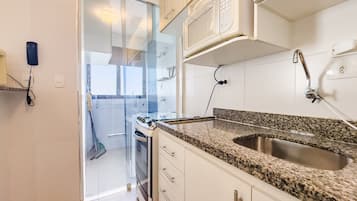 Apartment | Private kitchen | Blender, freezer