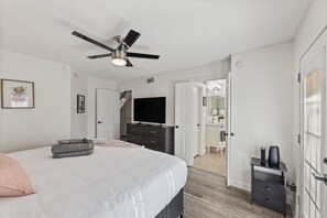 4 bedrooms, desk, iron/ironing board, travel cot