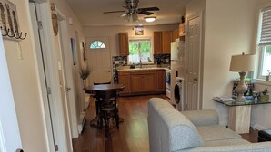 Interior - Cottage in Warwick (Warwick)