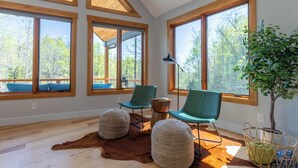 Interior - Lakeways A-Frame Near Lake James Game Room · Gym · Golf · Fire Pit · Sleeps 10 (Nebo)