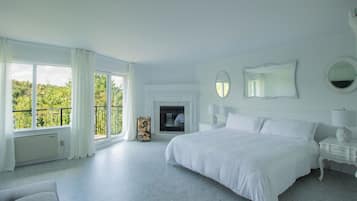 Premium bedding, cots/infant beds, free WiFi, bed sheets